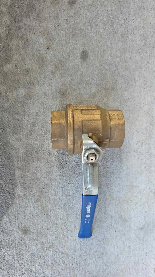 Brass Ball Valve with Handle – 1 Inch