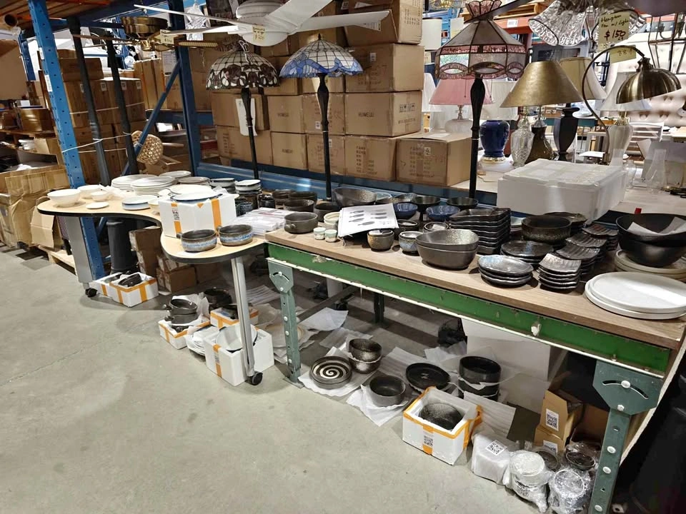 Dish Bowl Warehouse Sales