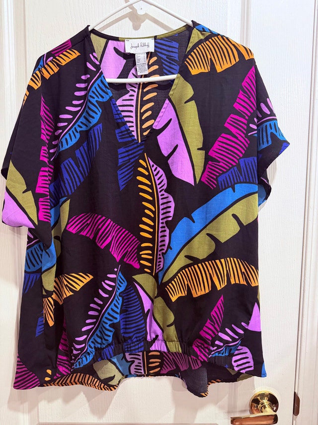 Joseph Ribkoff Floral V-Neck Blouse