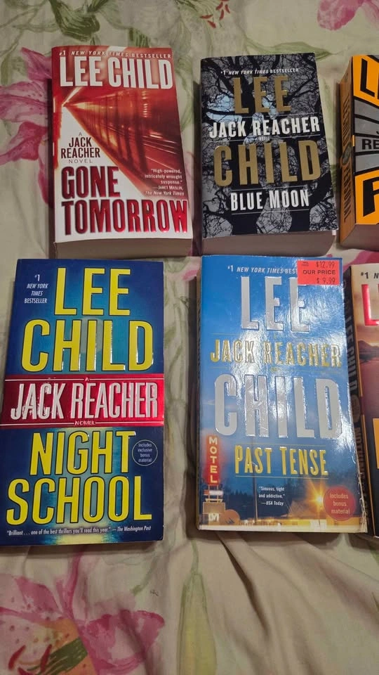 8 Lee Child novels - photo 3