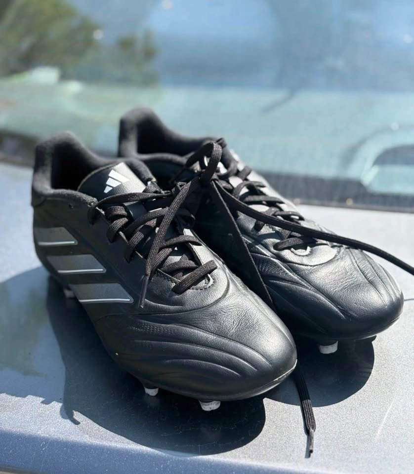Men’s adidas soccer cleats - photo 2