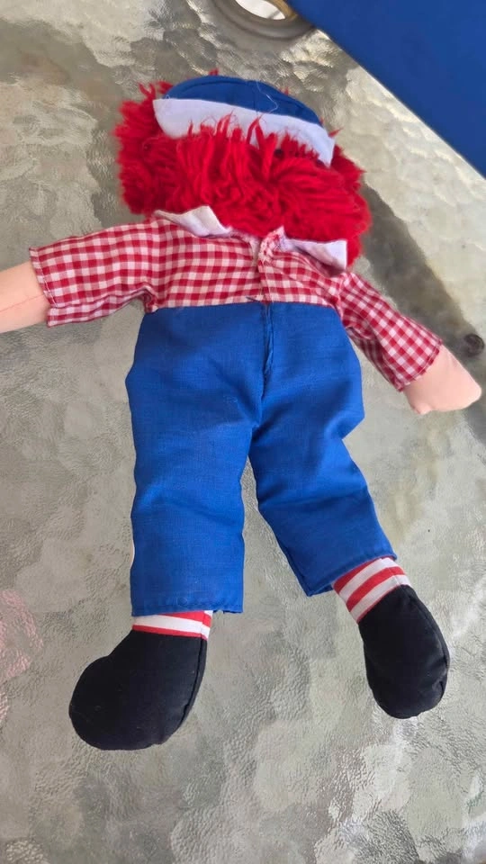 Vintage Raggedy Andy Cloth Rag Doll Hasbro Softies - photo 2