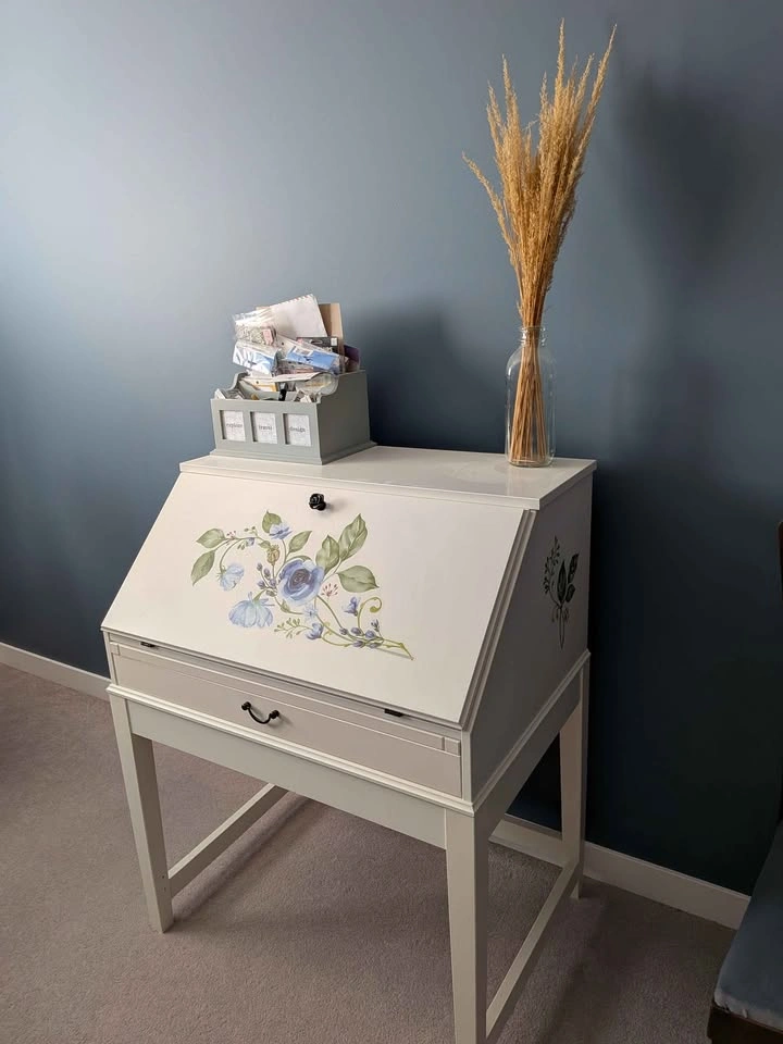 Secretary Desk - photo 3