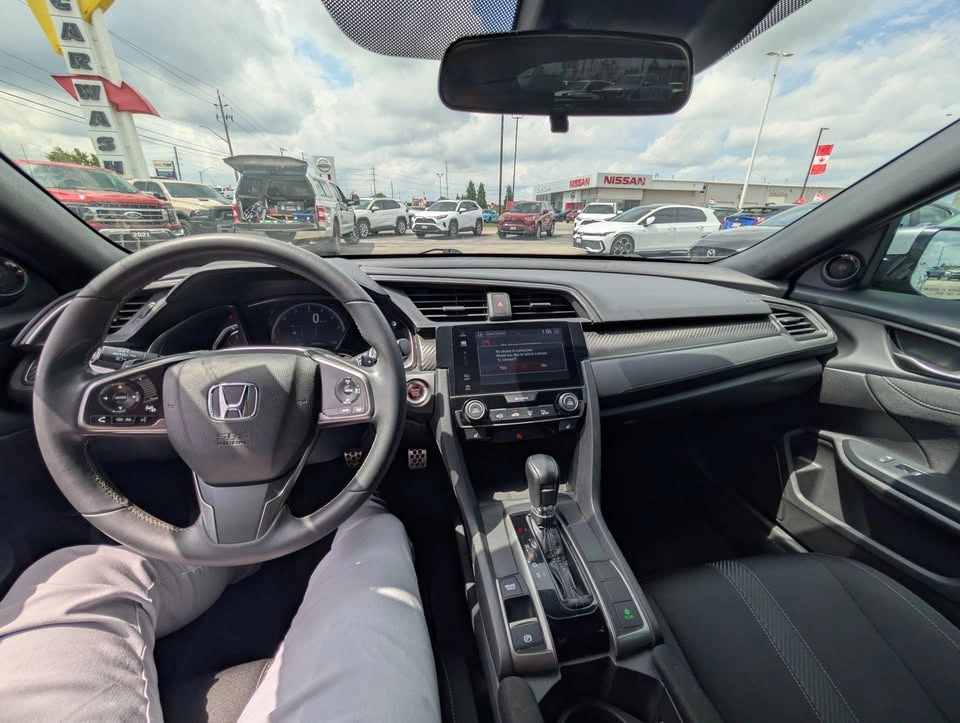 2017 Honda Civic SPORT - photo 2