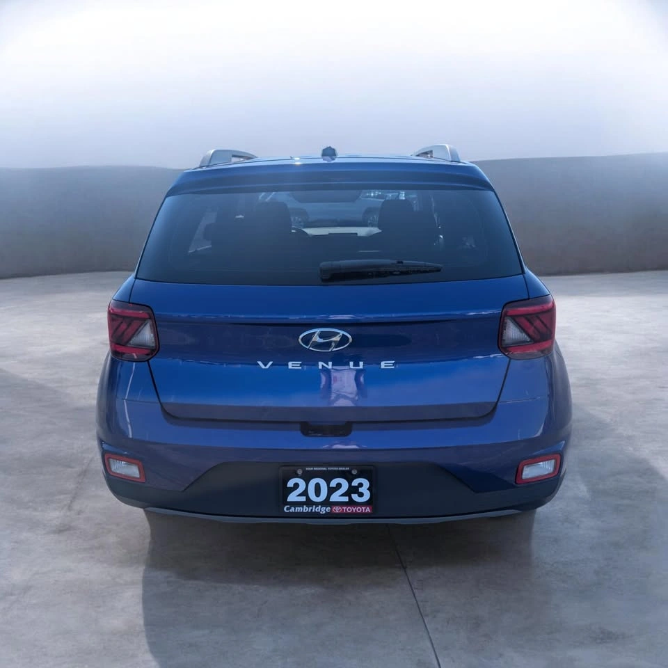 2023 Hyundai Venue Preferred - photo 5