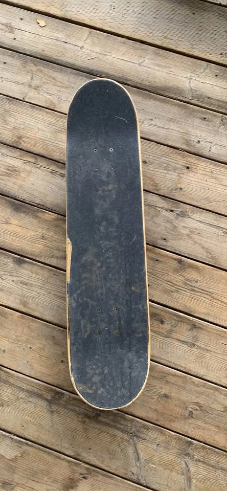 Skateboard - photo 2