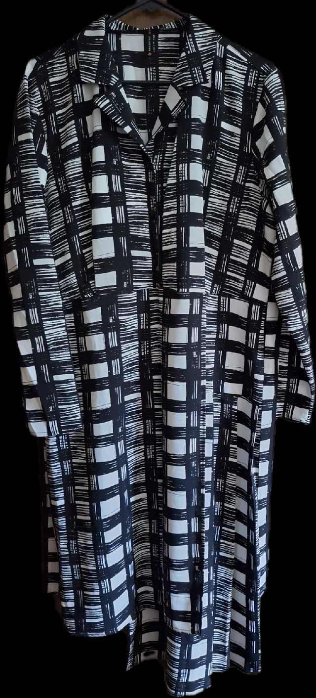 Brand new unused Lori M dress