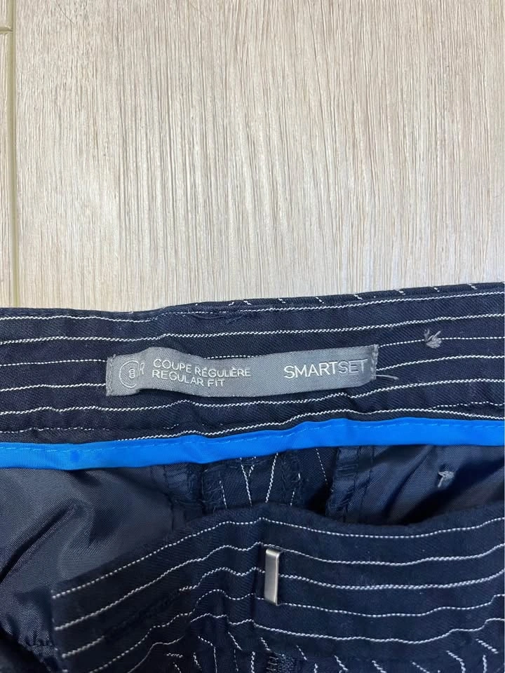 SMARTSET Navy Pinstripe Dress Pants - Size 8 - photo 4