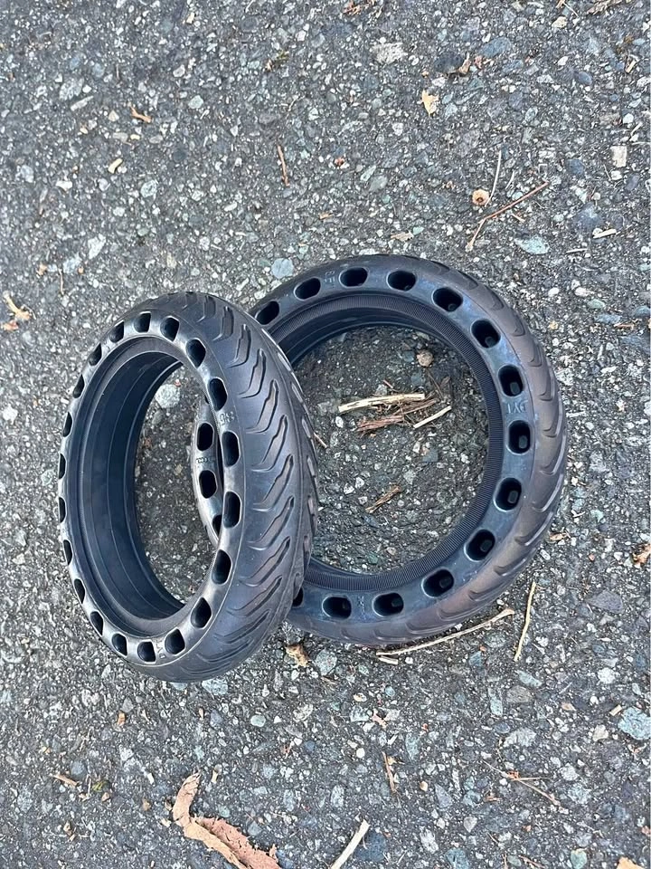 Escooter tires