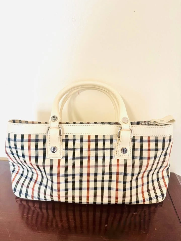 DAKS London Classic Plaid Tote Handbag with Cream Leather Trim - photo 3