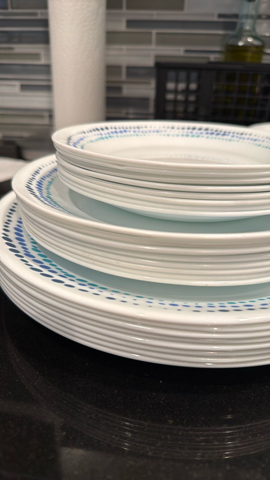 Corelle Dinnerware Set For 8 - photo 2