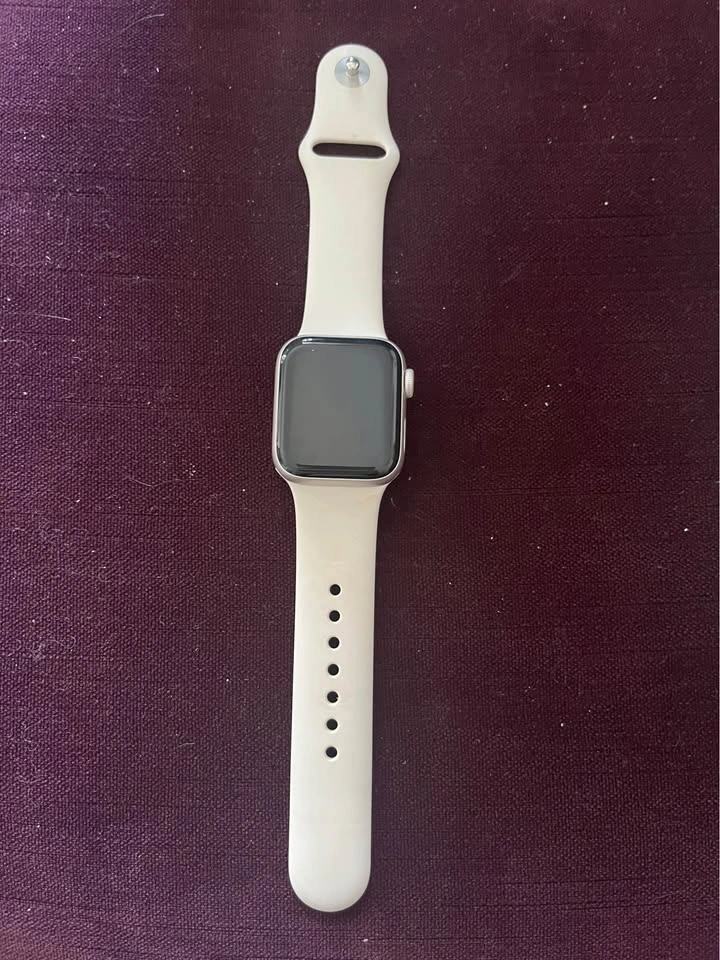 OBO: Apple Watch SE (see info) - photo 2