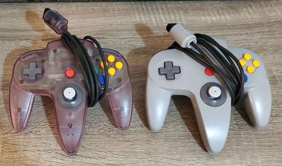 N64/Nintendo 64 with 3 Games, 2 Controllers, Jumper Pak - photo 5
