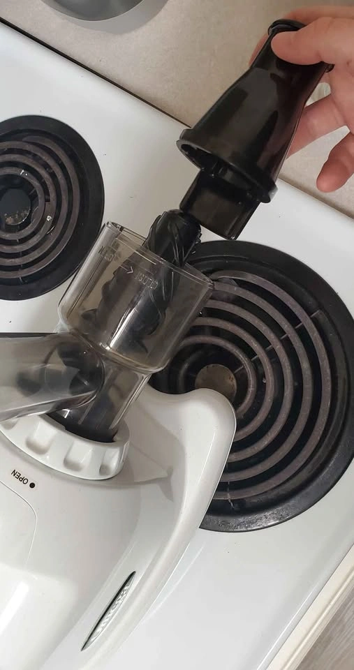 Omega Juicer (missing parts) - photo 3