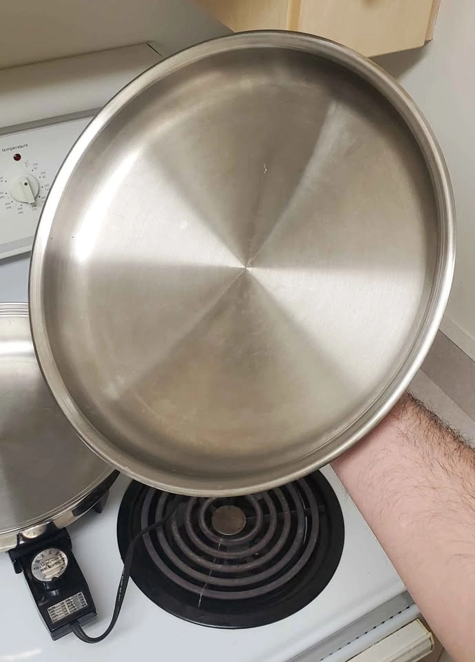 Vintage Sunbeam Model 460 Liquid Core Electric Skillet - photo 2
