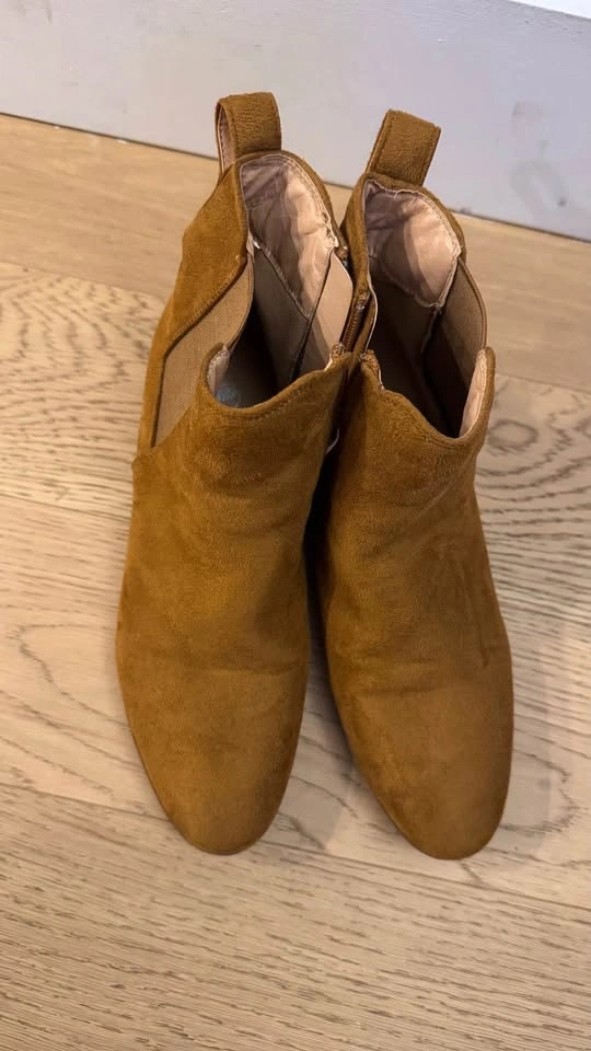 Brown boots - photo 2