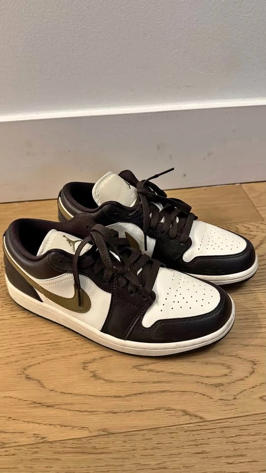 Jordan 1 low Shadow brown (with box)