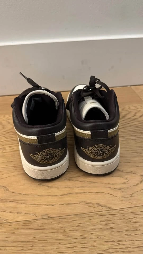Jordan 1 low Shadow brown (with box) - photo 2