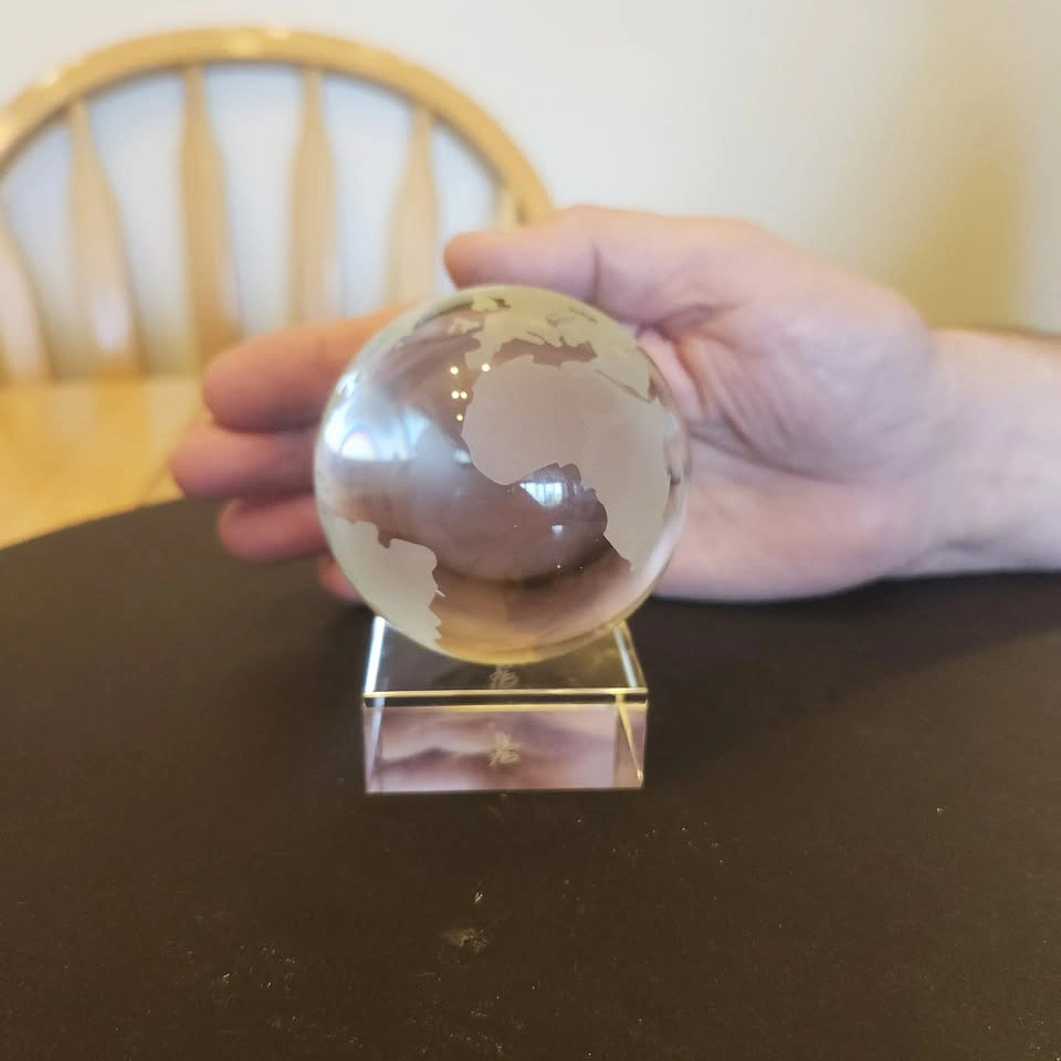 Oleg Cassini Crystal Glass World Sphere on Base Paperweight - photo 2