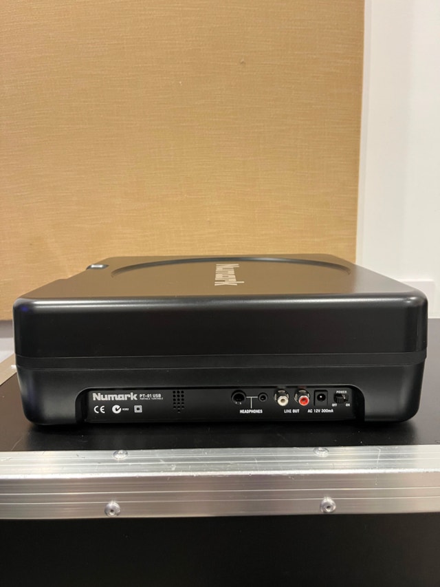 Numark PT-01 USB Vinyl Turntable - photo 5