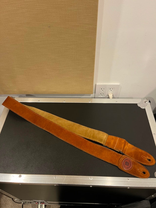 Adjustable Suede 2 Inch Guitar/Bass Strap