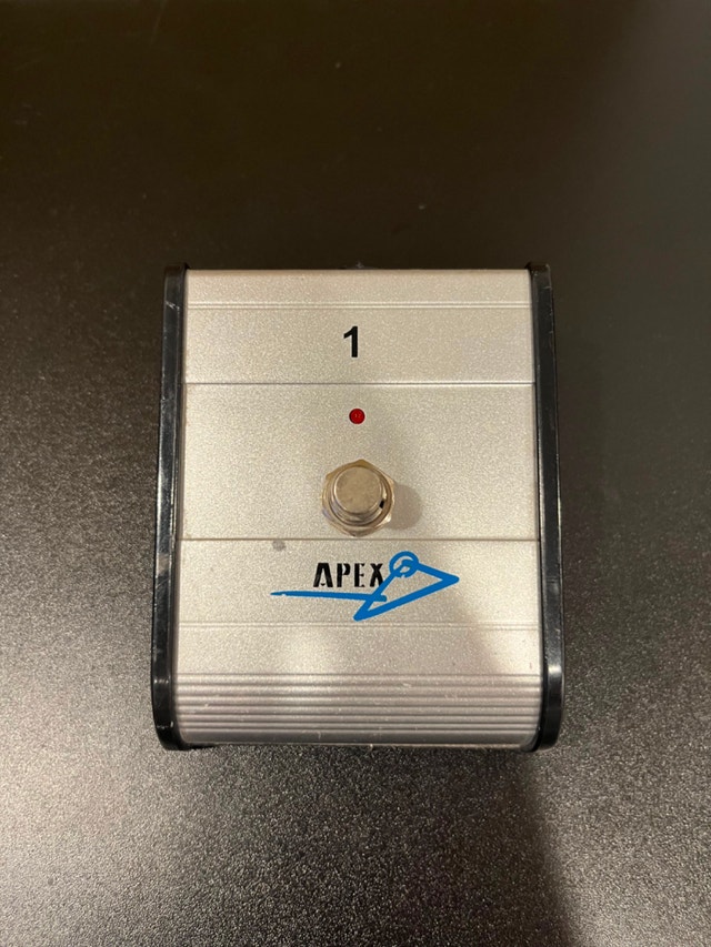 Apex Single Button Footswitch