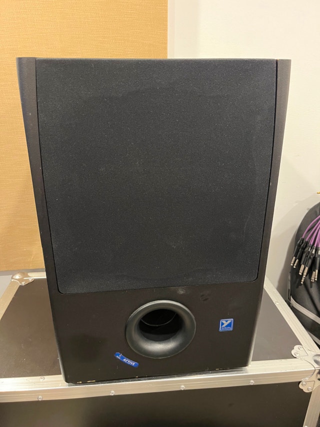 Yorkville YSS1 Active Studio Subwoofer