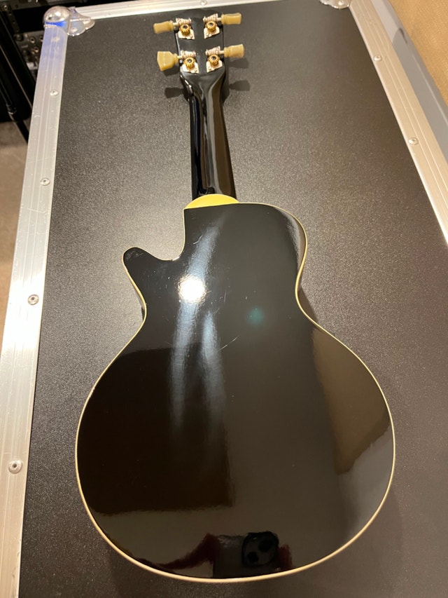 Mahalo ULP1E-BK Les Paul Style Electric-Acoustic Ukulele - photo 3