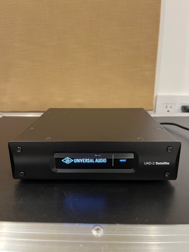 Universal Audio UAD-2 Quad Satellite, Thunderbolt 2