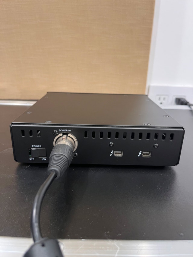 Universal Audio UAD-2 Quad Satellite, Thunderbolt 2 - photo 4