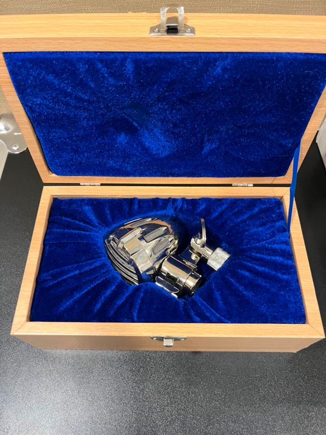 Alctron ZD-1 Classic Harmonica Microphone - photo 5