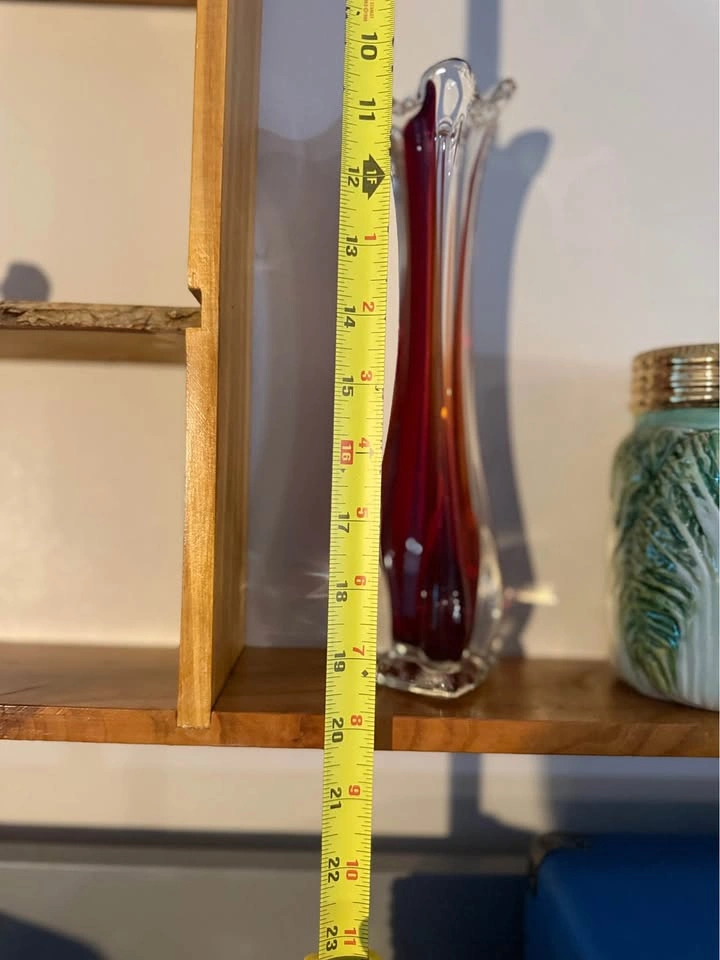 Vintage wooden shelf with raw edges - photo 4