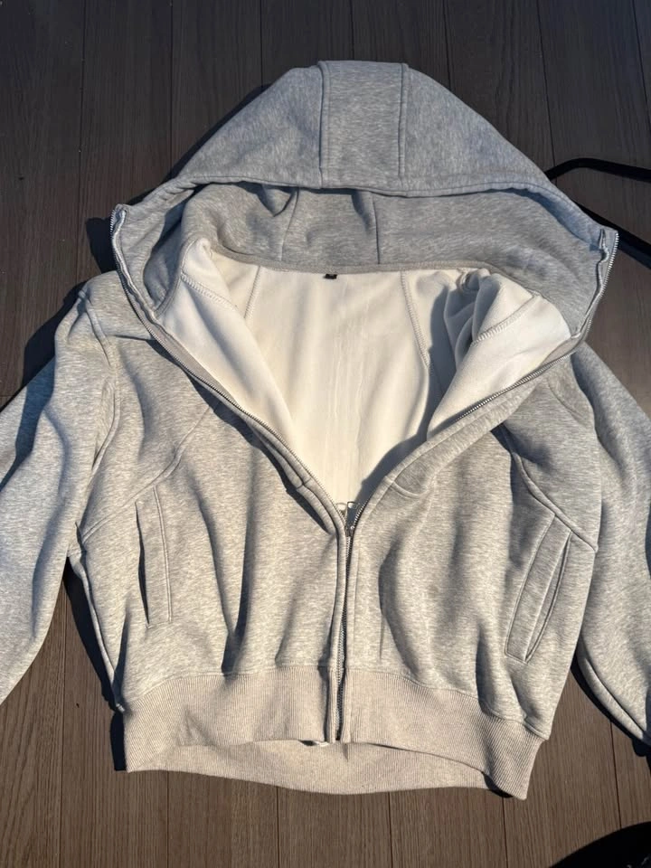 High zip cropped grey hoodie (small) - photo 3
