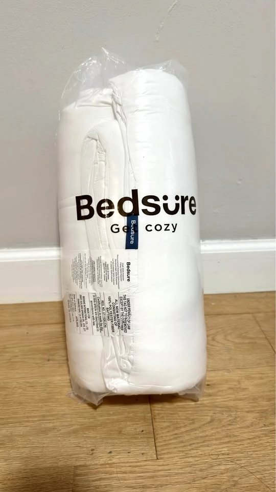 Unopened Bedsure Duvet