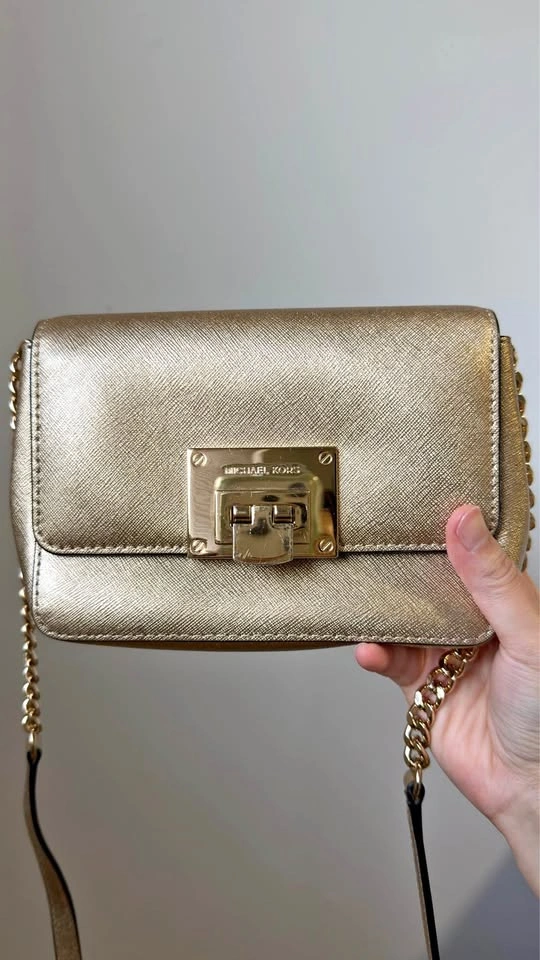 Michael Kors gold crossbody with chain strap