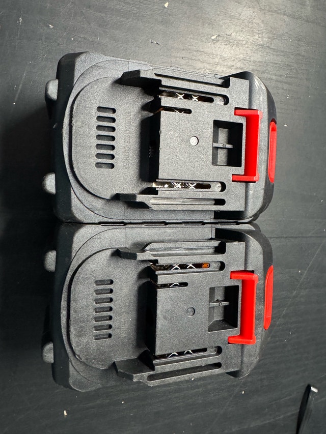 18V 4.0Ah Li-Ion Batteries - photo 3