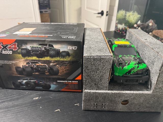 Off-Road RC Truck 4x4