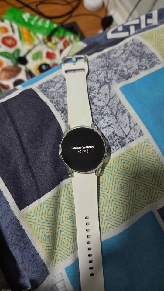 Samsung Galaxy watch 4 - photo 2