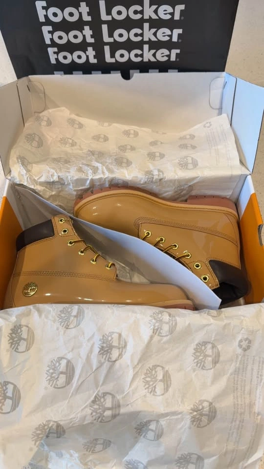Timberland Premium 6” Patent Boots – New – $100 - photo 3