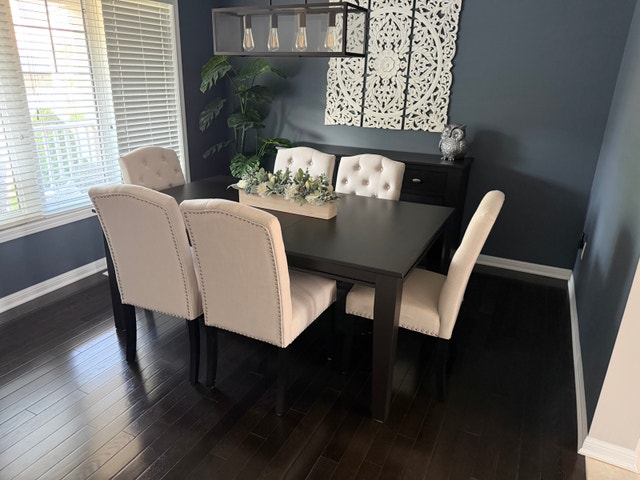 Dining room table and 6 chairs - photo 4