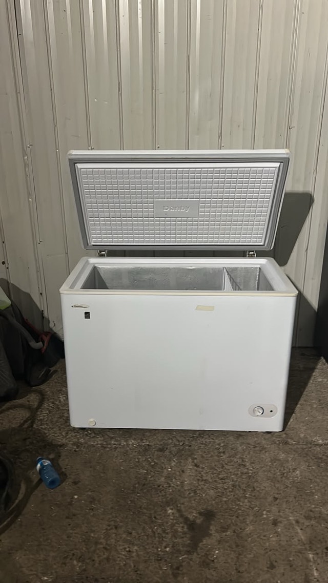 Danby Chest Freezer - photo 2