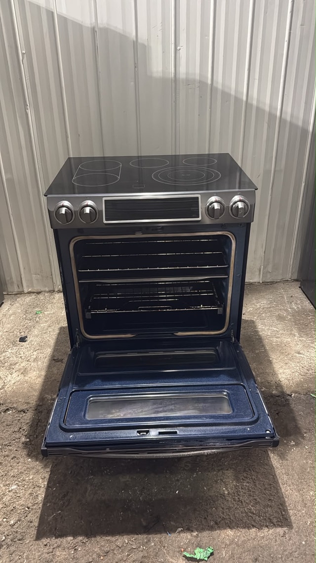 Samsung Electric Stove - photo 5