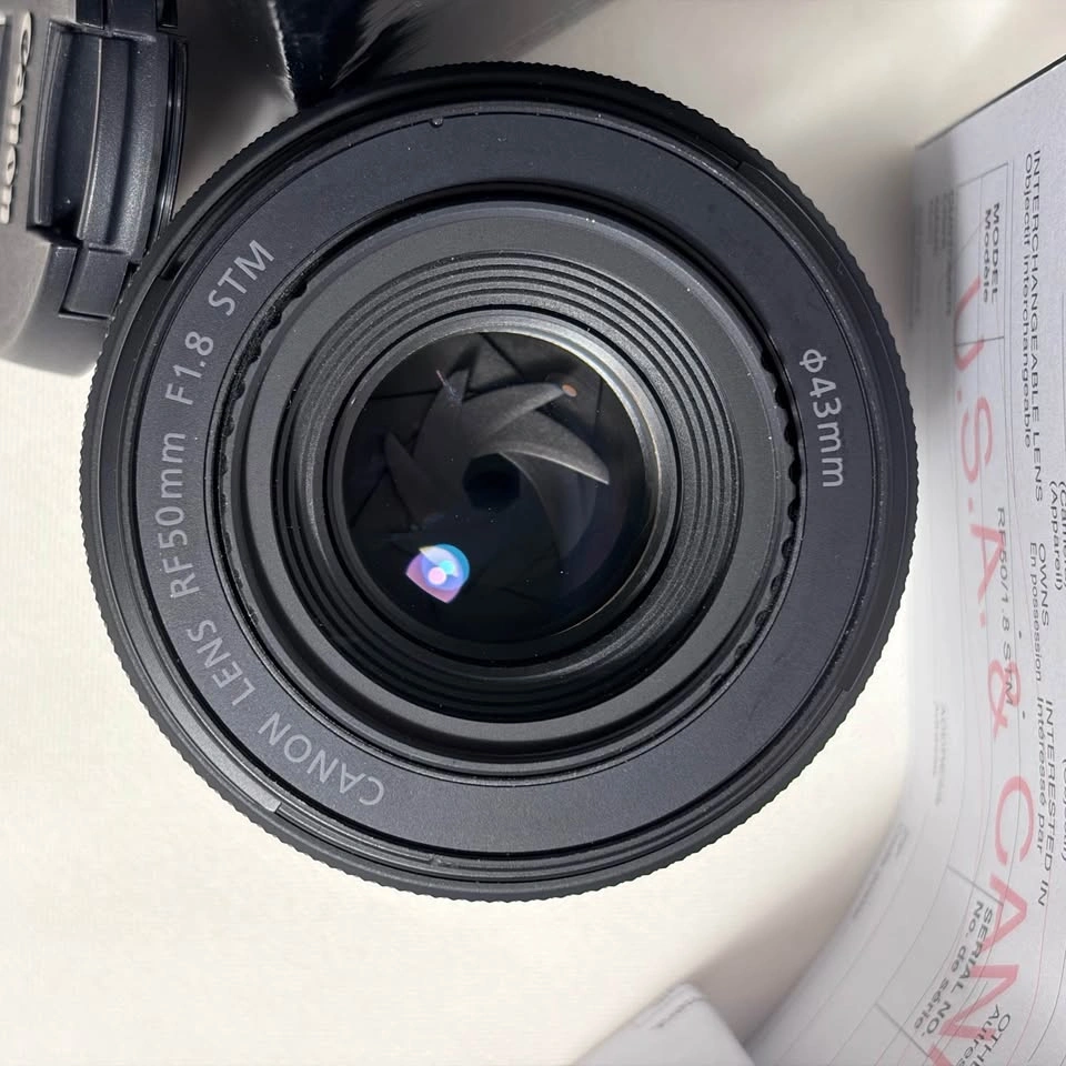 Canon RF 50mm 1.8 - photo 2