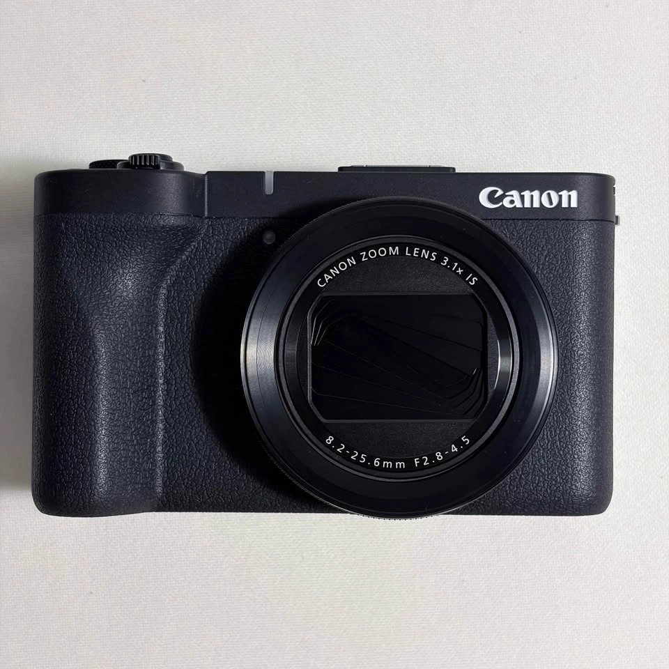 Canon PowerShot V1 Creator Bundle - photo 3