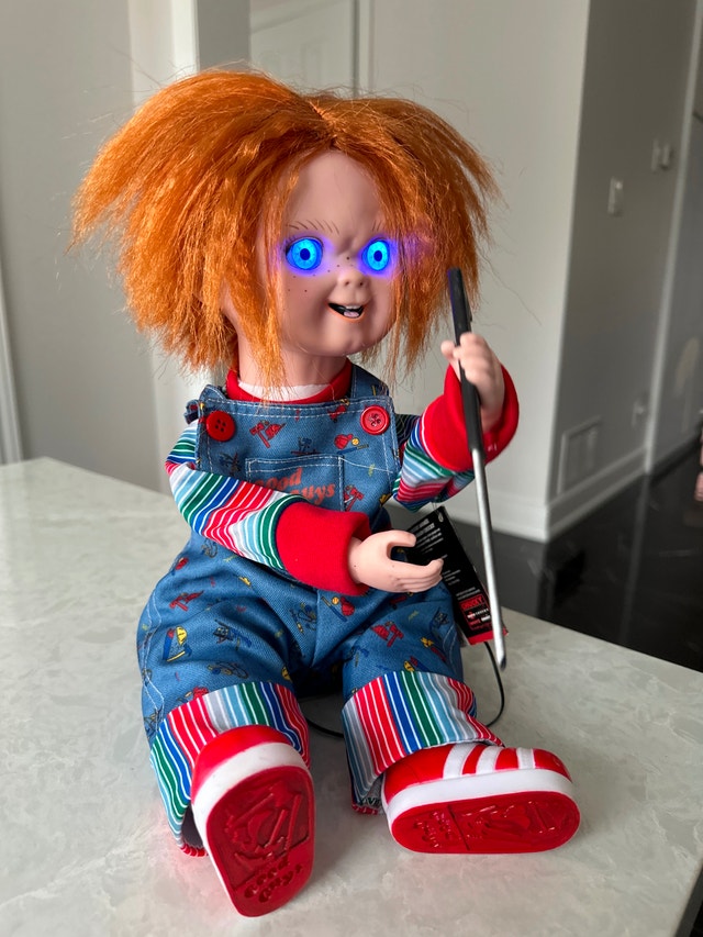 Animated Sitting Chucky Doll