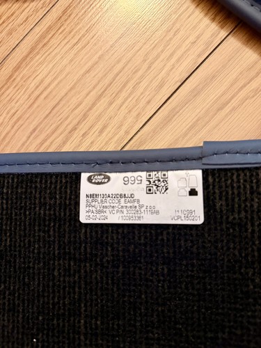 Genuine OEM Range Rover L460 Floor Mats Set of 4 Navy Blue - photo 4