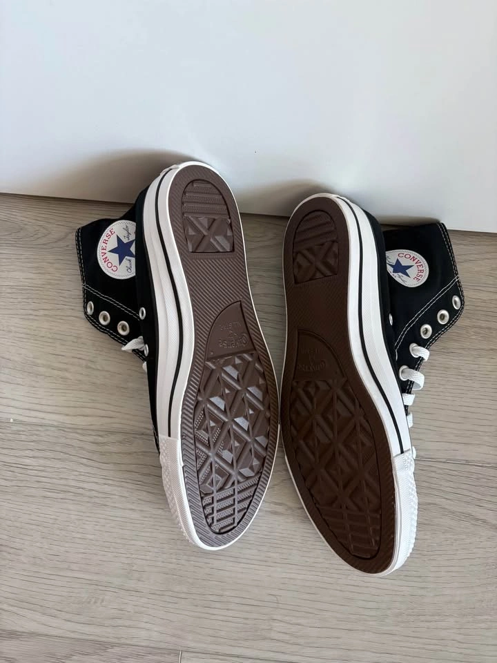 Brand New Converse Chuck Taylor All Star High Top Sneakers US W9 - photo 2