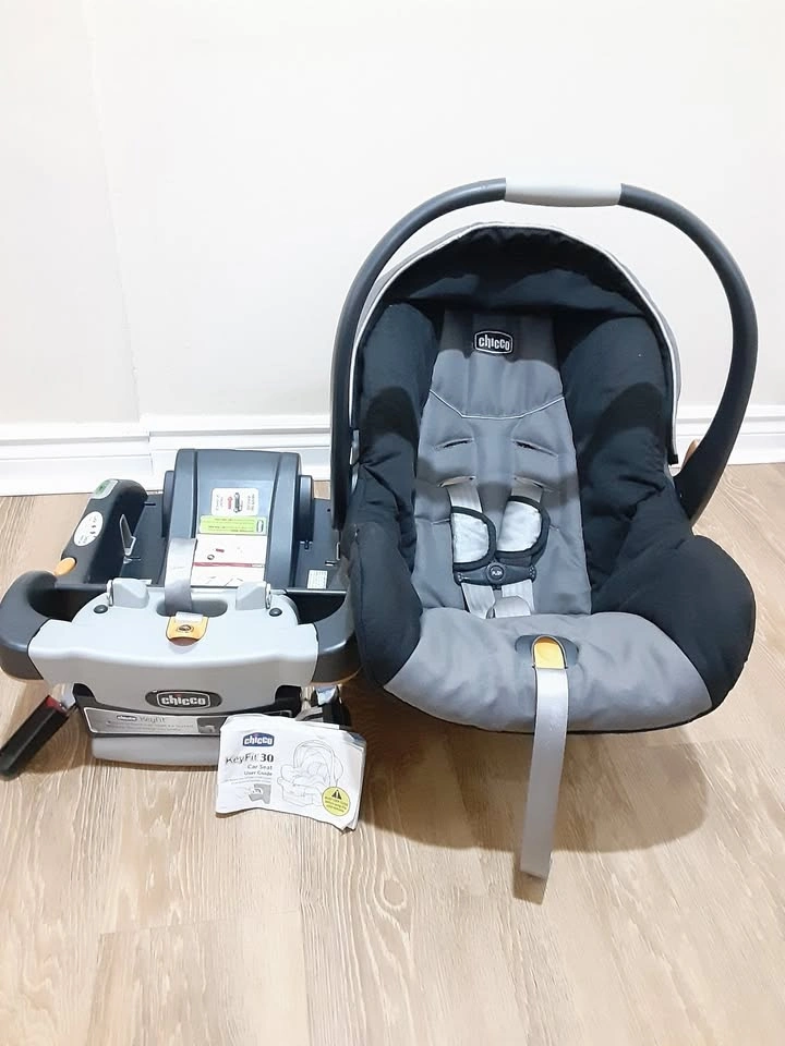 Chicco KeyFit 30 Infant Car Seat - Silver/Black - photo 2