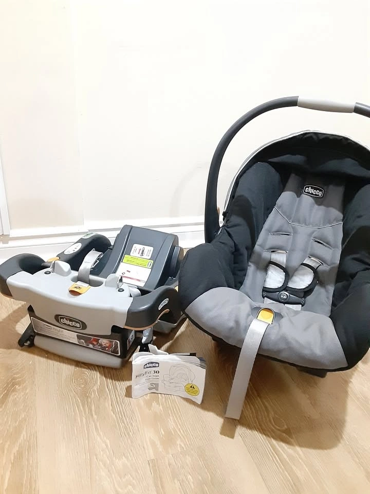 Chicco KeyFit 30 Infant Car Seat - Silver/Black - photo 3