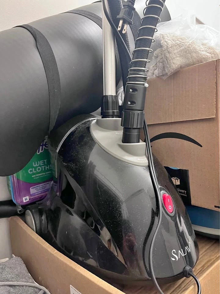 SALAV GS18-DJ Standing Garment Steamer